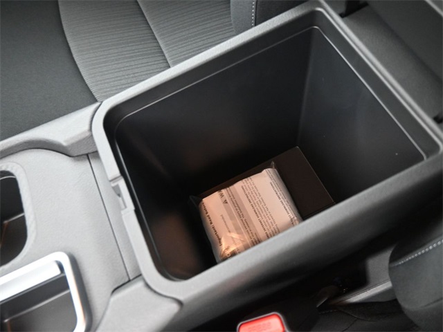 2025 Nissan Sentra SV photo 27