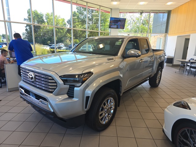 2025 Toyota Tacoma Limited photo 4