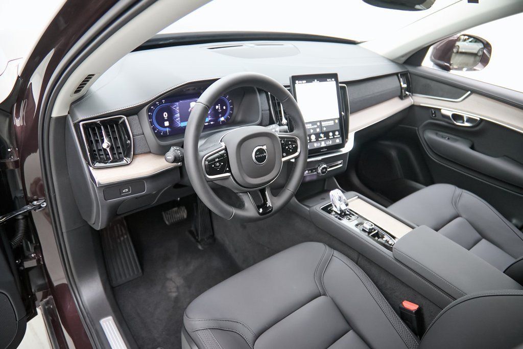 2025 VOLVO XC90 - Image 11