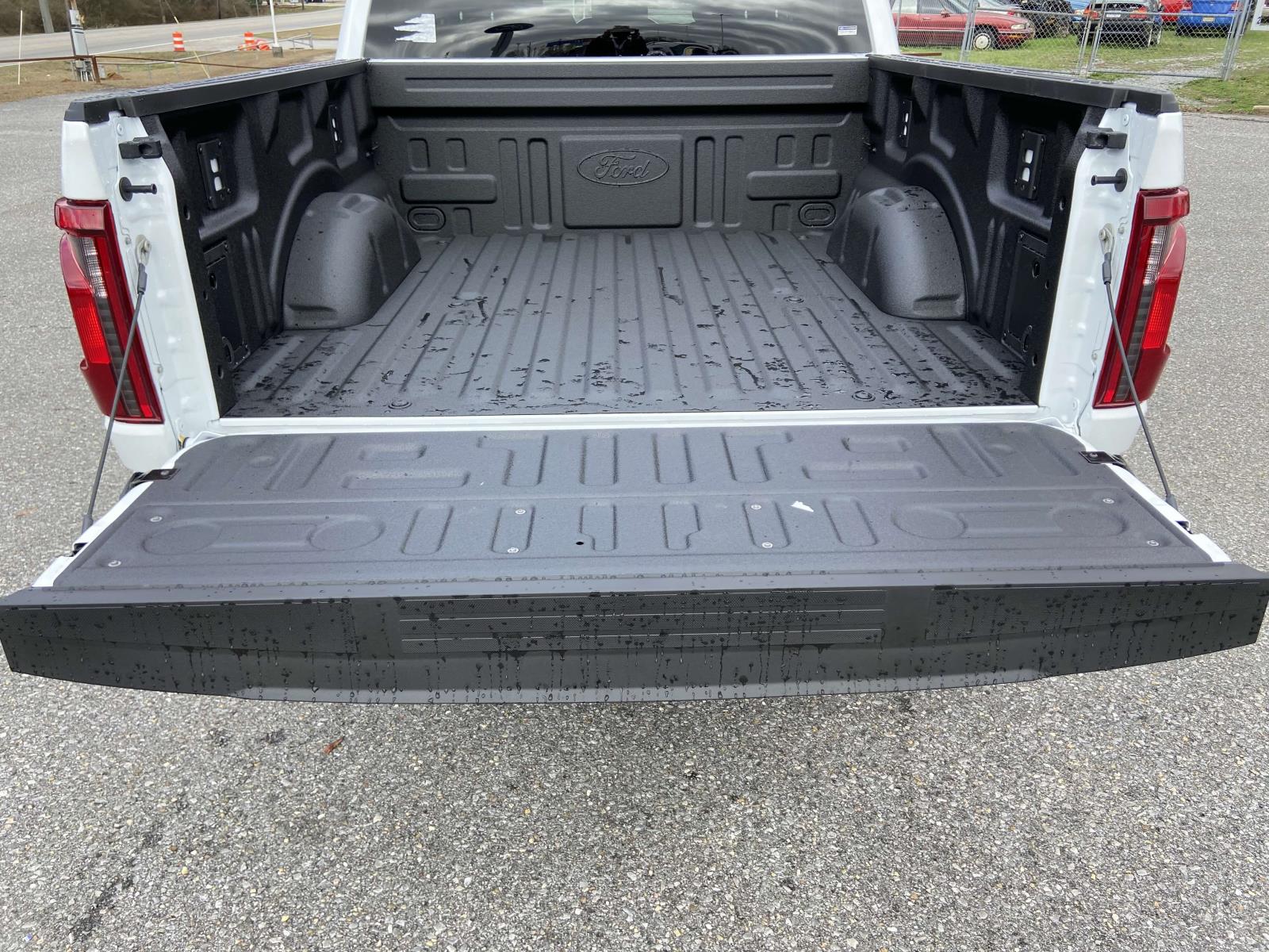 2025 Ford F-150 XL photo 6