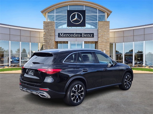 2026 Mercedes Benz GLC 350e 4MATIC photo 3