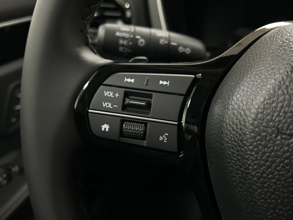 2025 Honda Pilot Touring photo 7