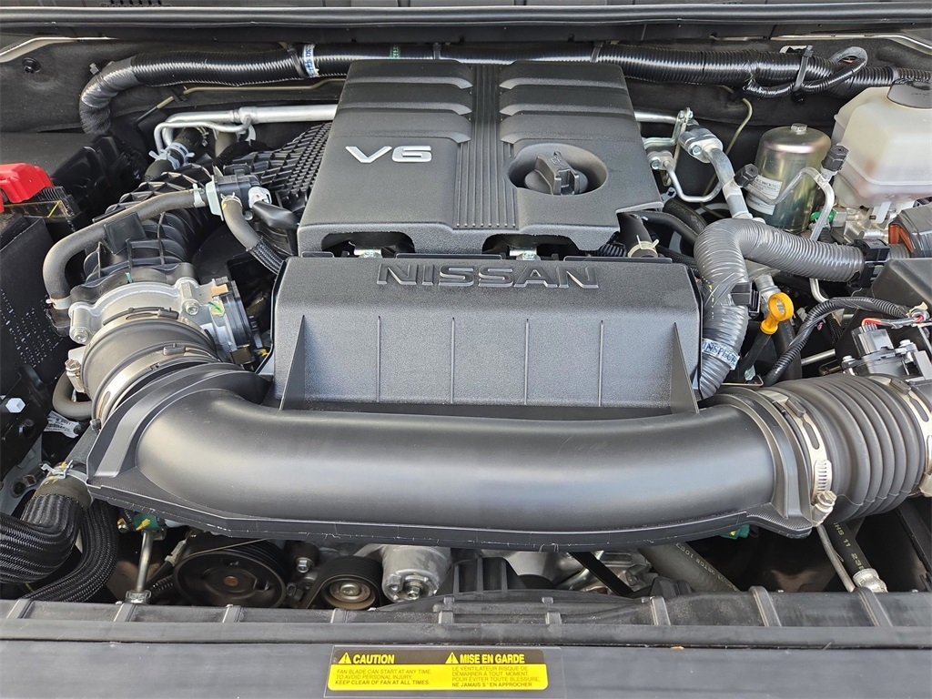 2023 Nissan Frontier PRO-X photo 6