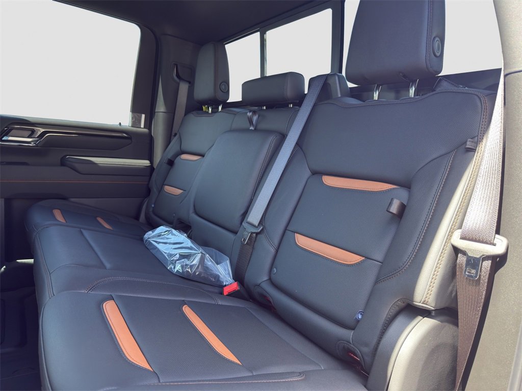 2026 Gmc Sierra HD AT4 photo 11