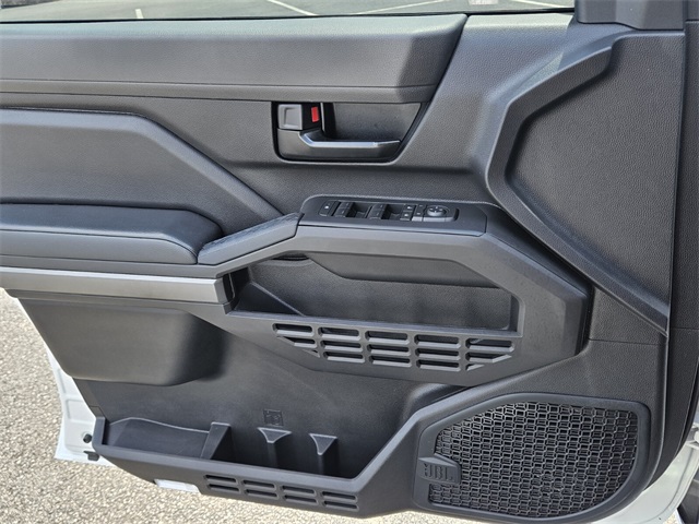 2024 Toyota Tacoma SR5 photo 25