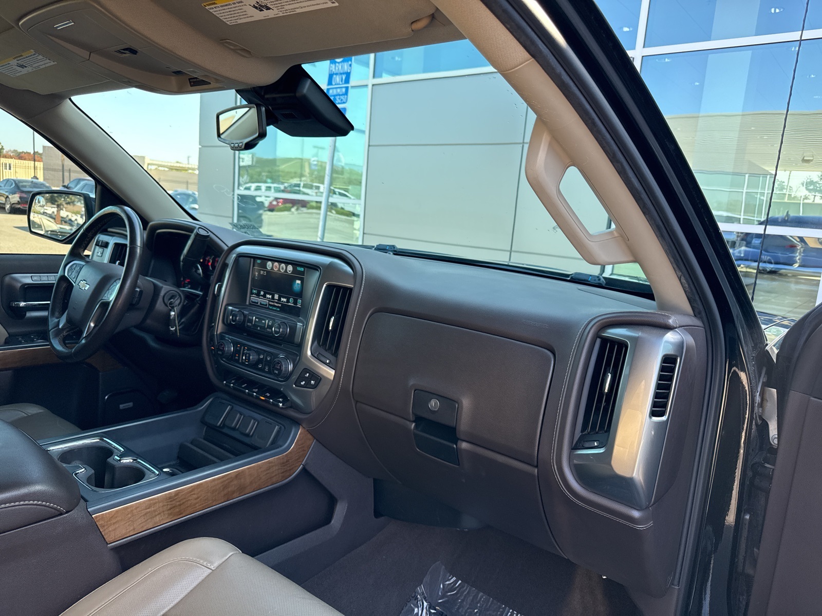 2018 Chevrolet Silverado 1500 LTZ photo 12