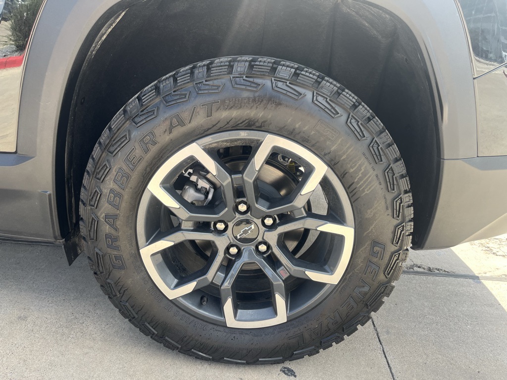 2025 Chevrolet Equinox ACTIV photo 18