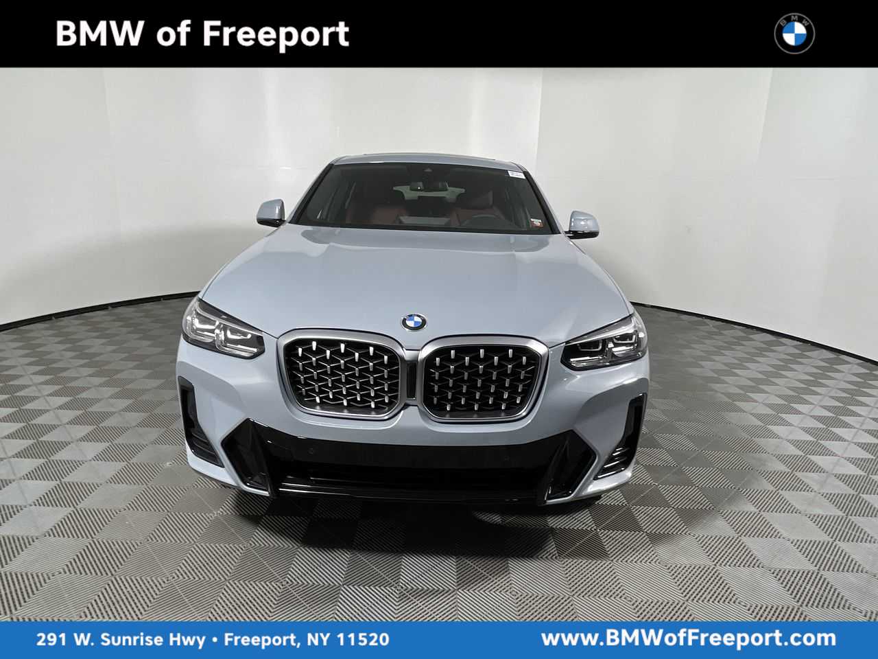 2023 BMW X4 30i's photo