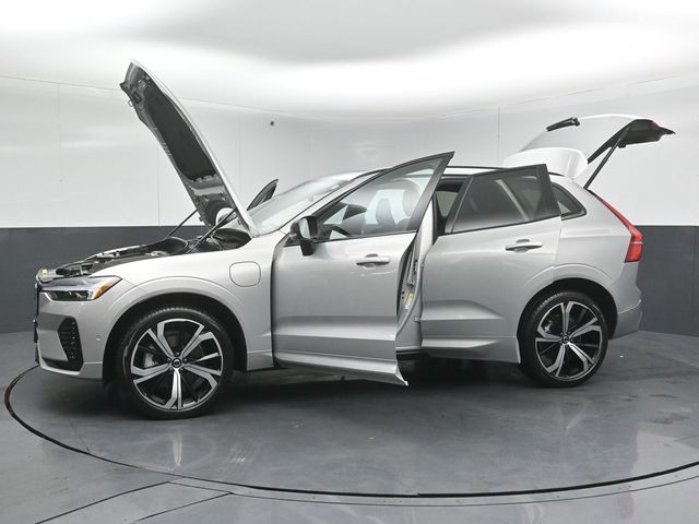 2022 VOLVO XC60 - Image 57