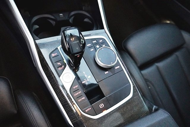 Used 2020 White BMW 330i image 29