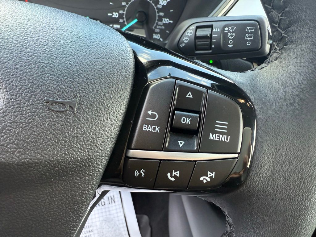 2022 Ford Escape SE photo 16