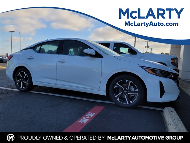 2024 Nissan Sentra SV's photo