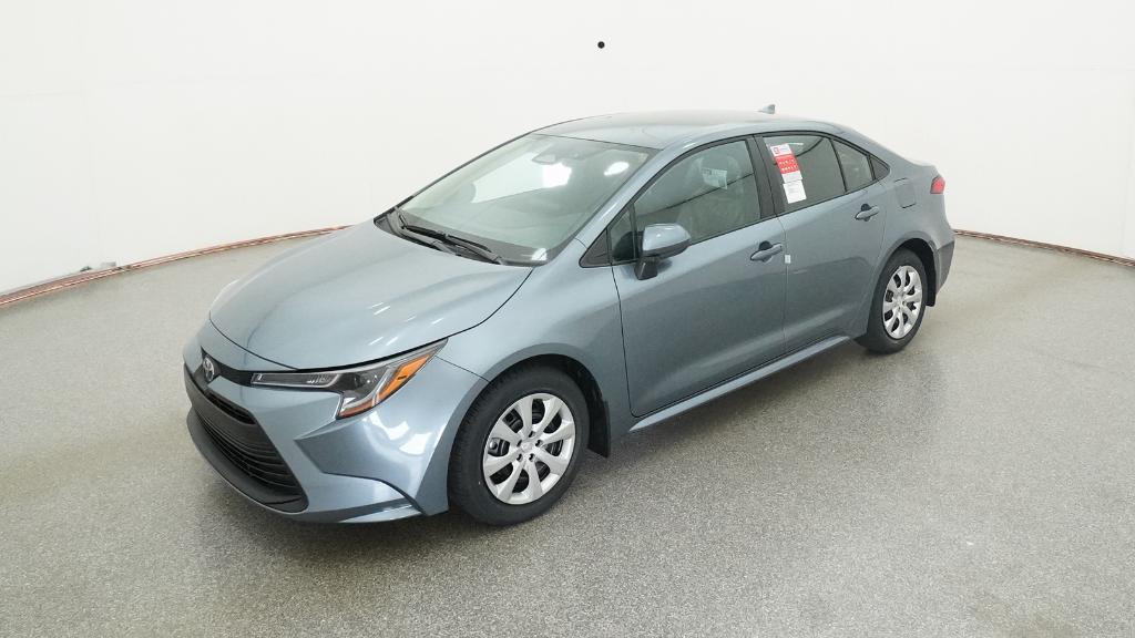 2026 Toyota Corolla LE's photo
