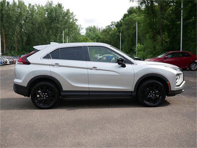 2025 Mitsubishi Eclipse Cross LE photo 6