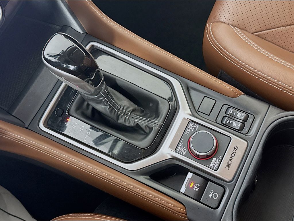 2020 Subaru Forester Touring photo 16