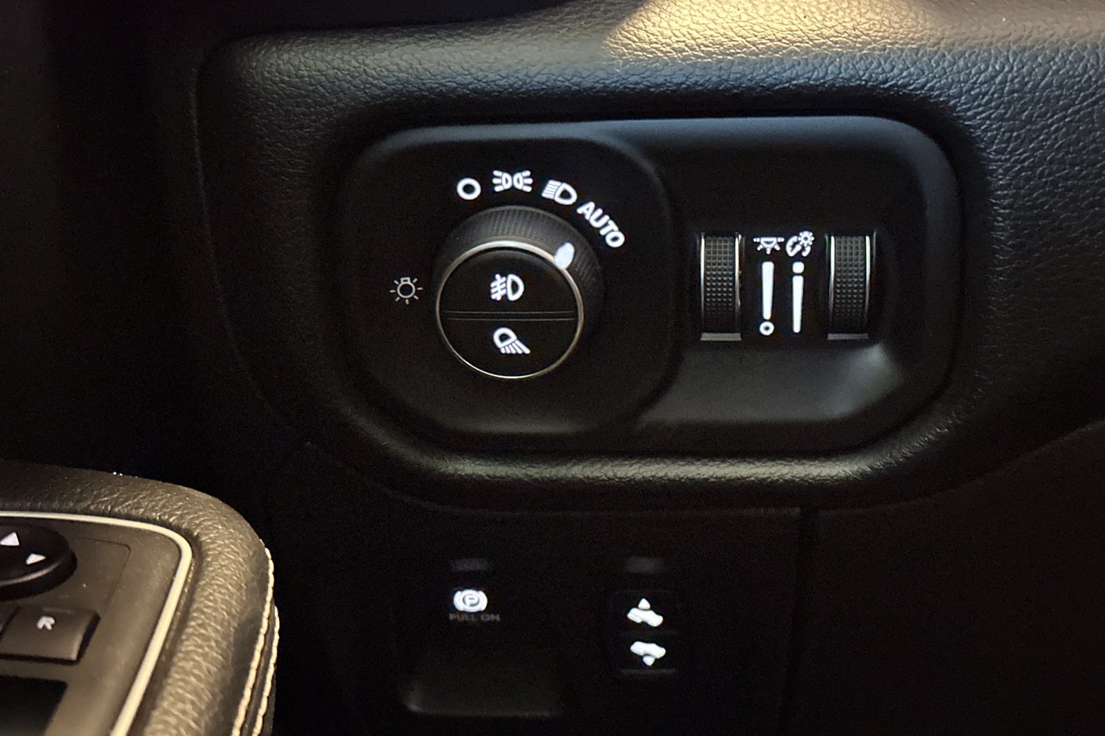 2021 Ram 1500 Laramie photo 31