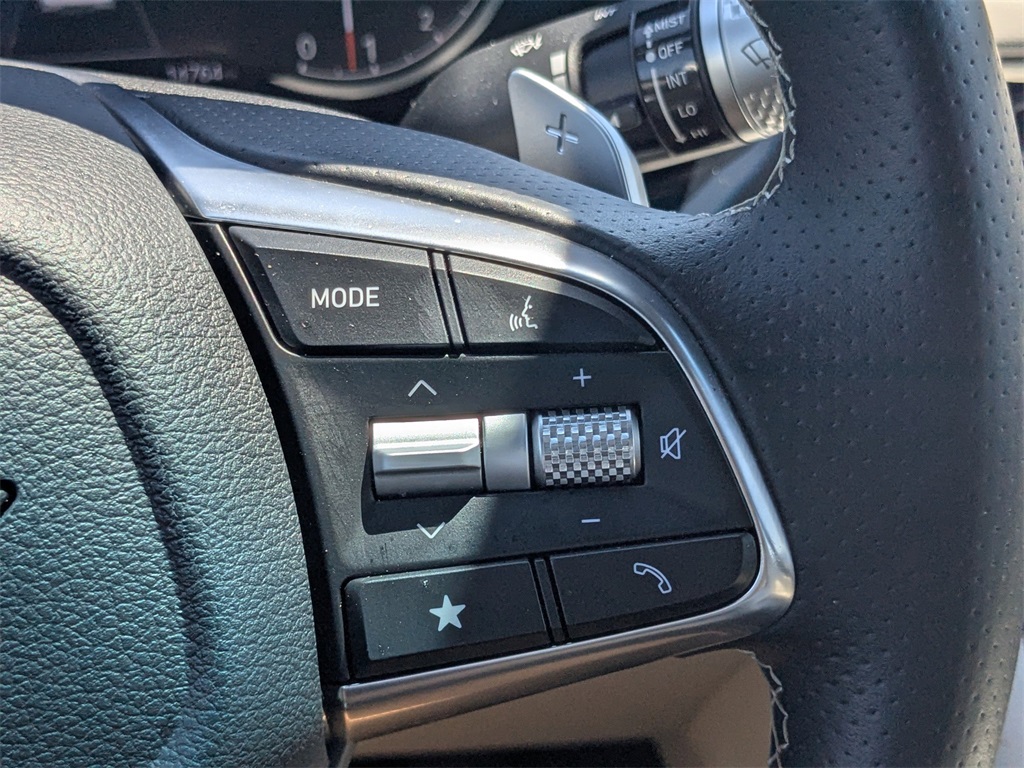 2025 Genesis G70 2.5T Sport Prestige photo 24