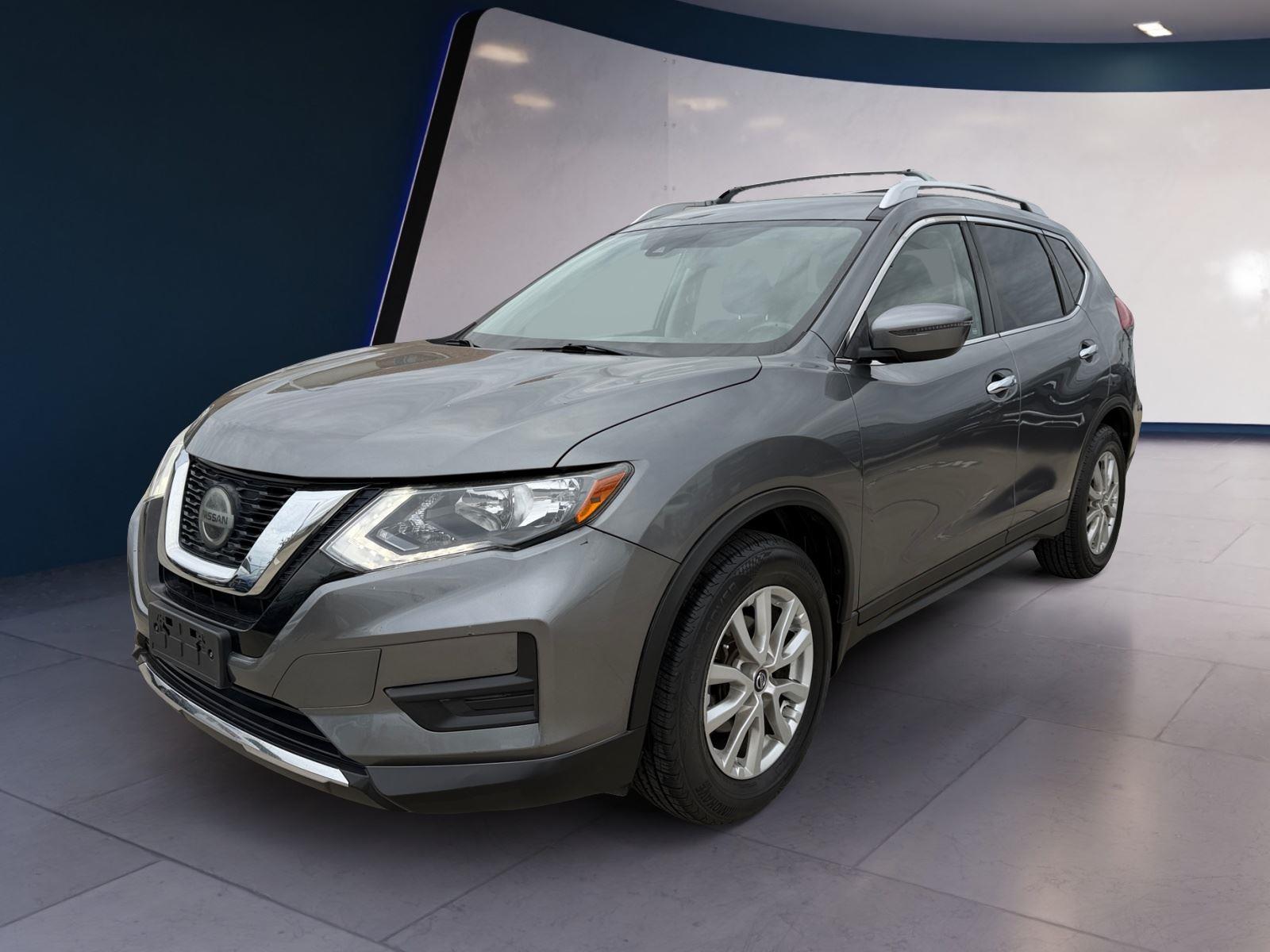 2019 Nissan Rogue SV's photo