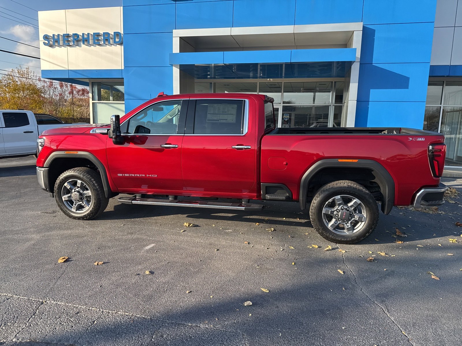2026 Gmc Sierra 2500 HD SLT photo 4