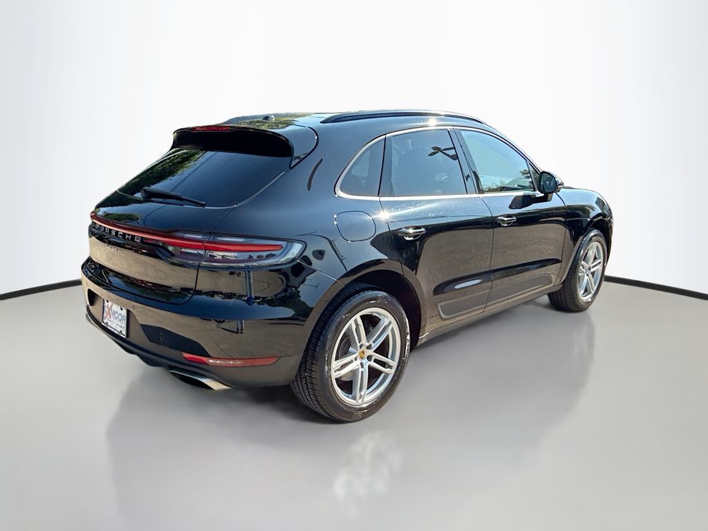 2021 Porsche Macan Base photo 7
