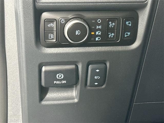 2025 Ford F-150 Lariat photo 28