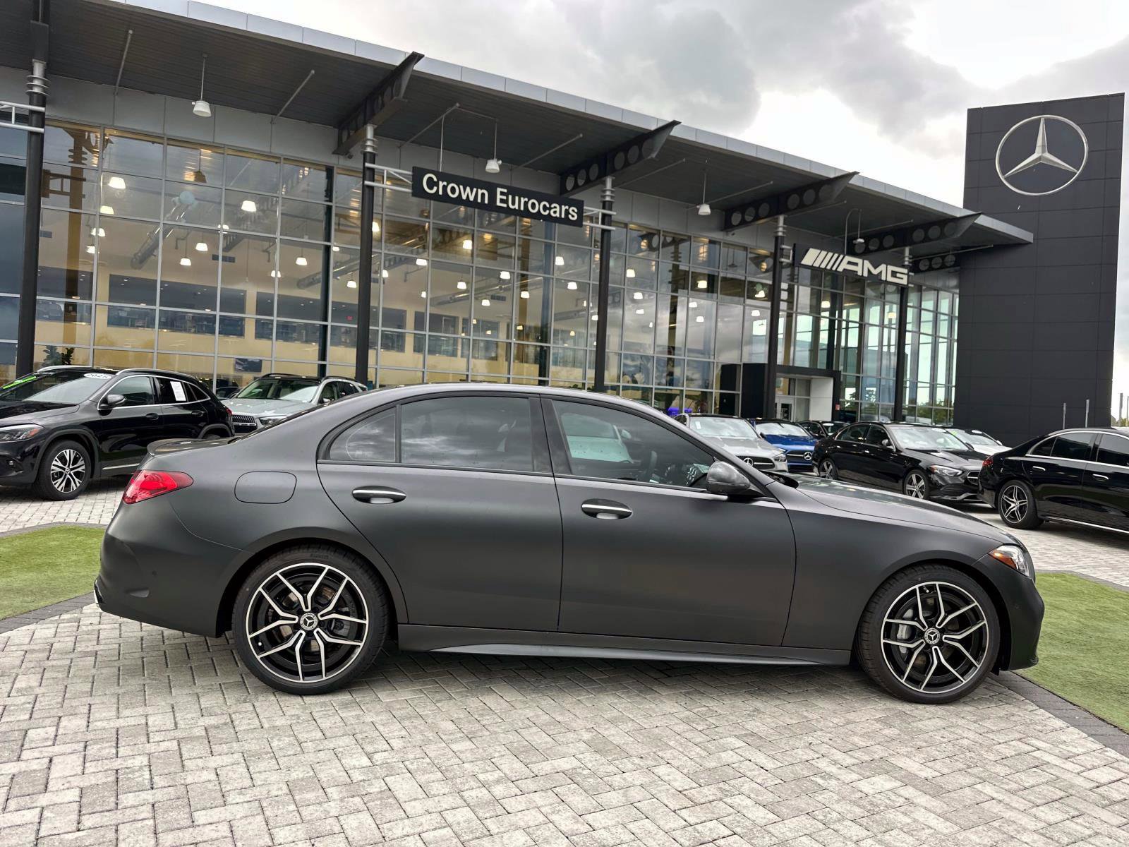 2025 Mercedes Benz C 300 Sedan photo 3