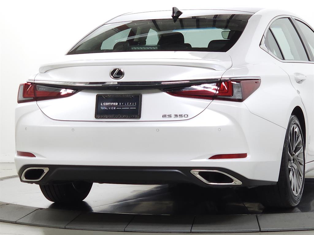 2024 Lexus ES 350 Ultra Luxury photo 9