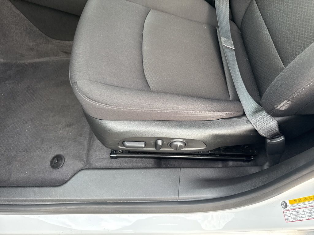 2023 Chevrolet Malibu LS photo 14