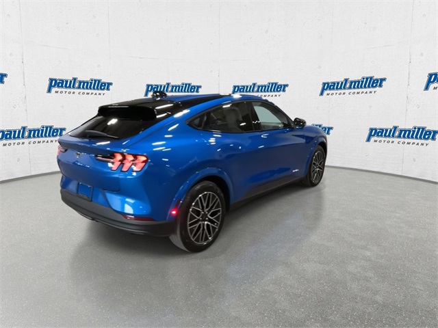 2025 Ford Mustang Mach-E Premium photo 11