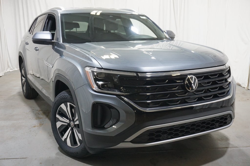 2025 Volkswagen Atlas Cross Sport SE photo 4