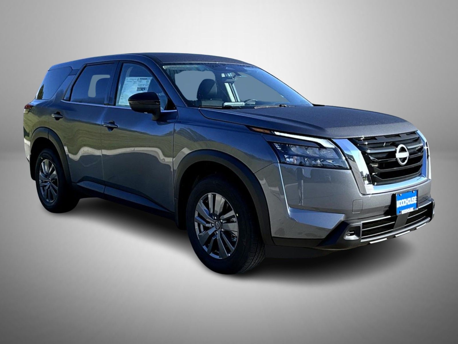 2025 Nissan Pathfinder S photo 3