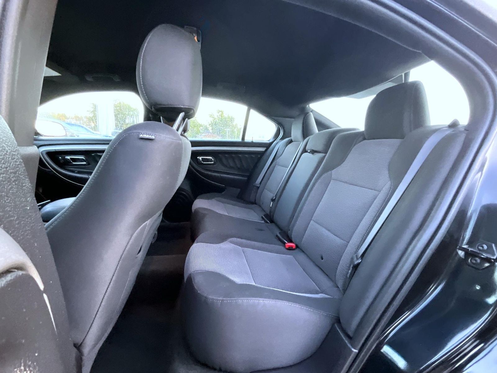 2014 Ford Taurus SEL photo 14