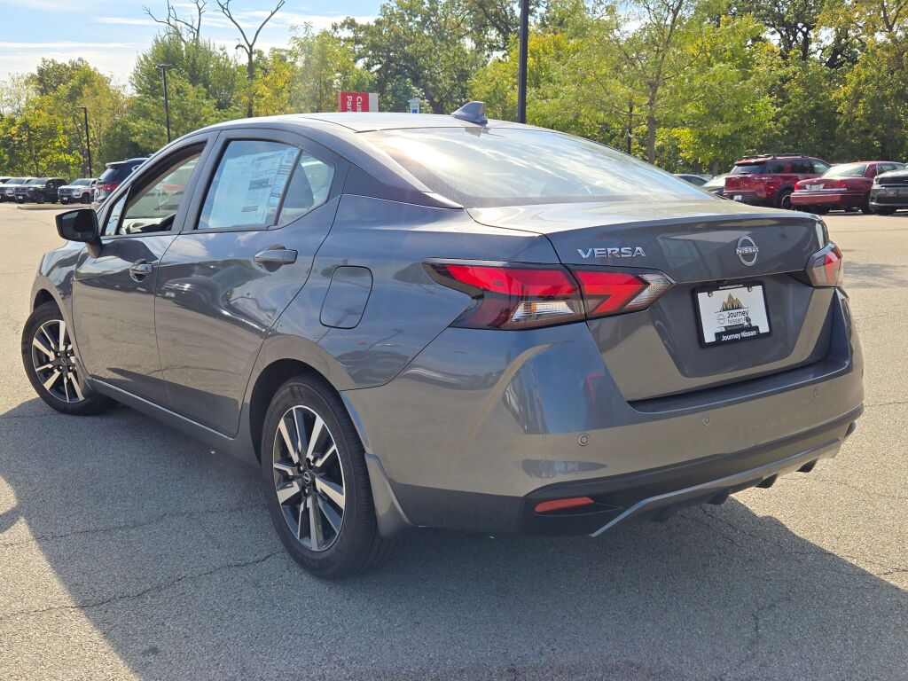 2025 Nissan Versa SV photo 9