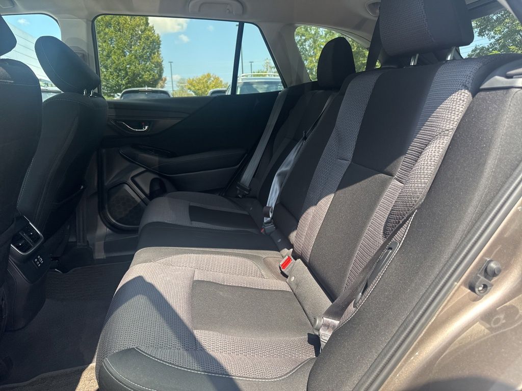2024 Subaru Outback Premium photo 21
