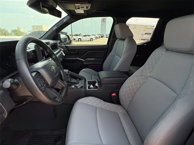 2025 Toyota Tacoma SR5 4x4 Double Cab photo 12