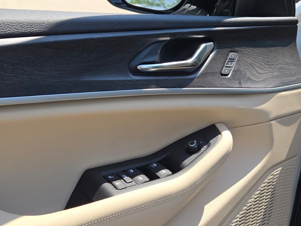 2025 Jeep Grand Cherokee Limited photo 18