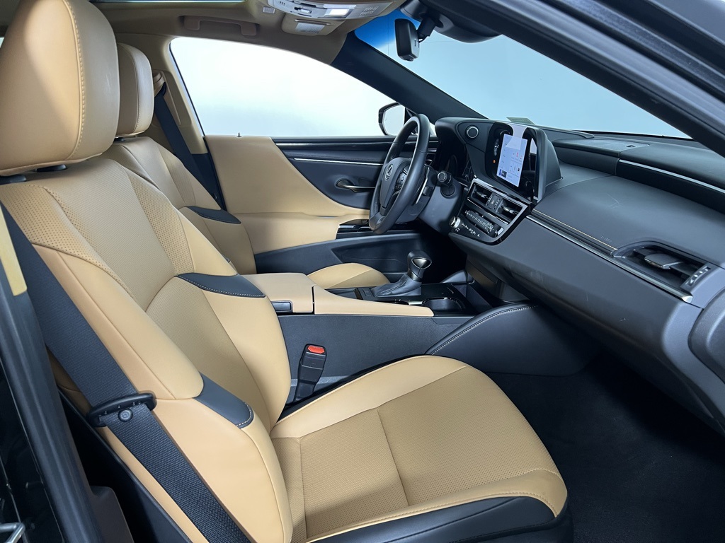 2025 Lexus ES 350 photo 25