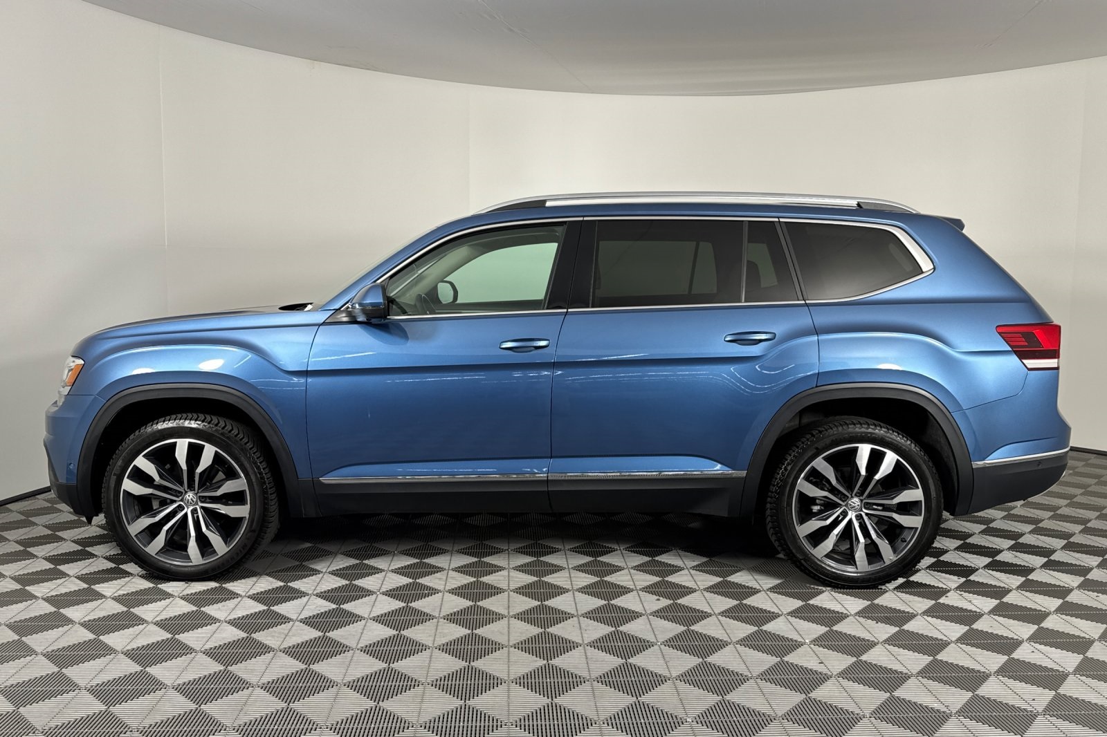 2019 Volkswagen Atlas V6 SEL Premium photo 7