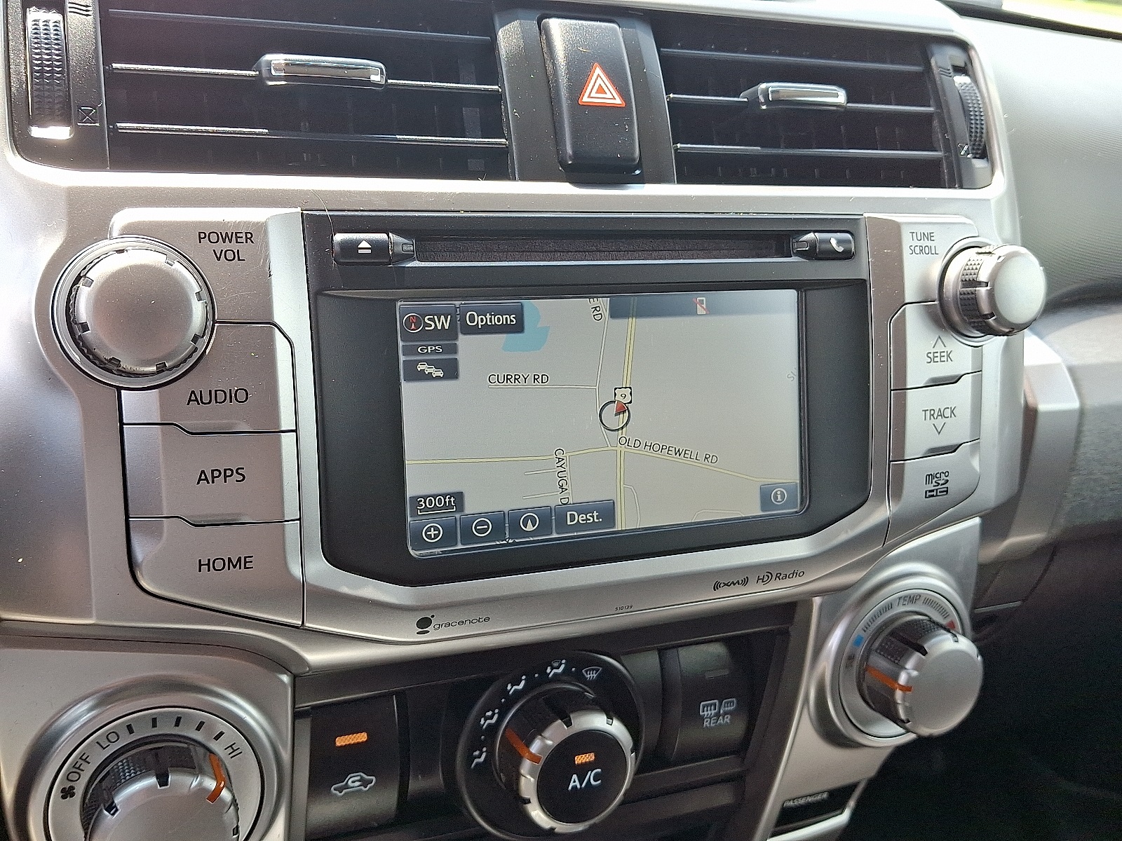 2018 Toyota 4Runner SR5 photo 14