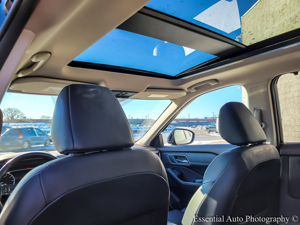 2021 NISSAN ROGUE - Image 11