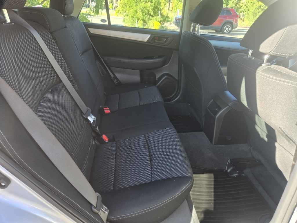 2017 Subaru Outback 2.5i photo 13