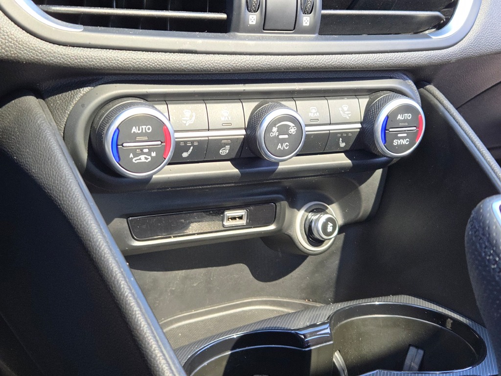 2024 Alfa Romeo Giulia Ti photo 26