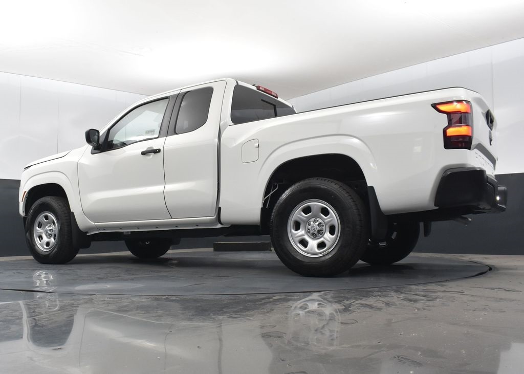 2026 Nissan Frontier S photo 33