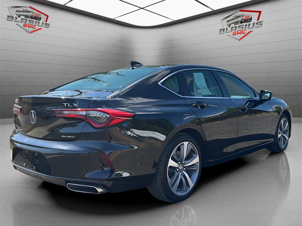 2023 Acura TLX SH-AWD Advance photo 5