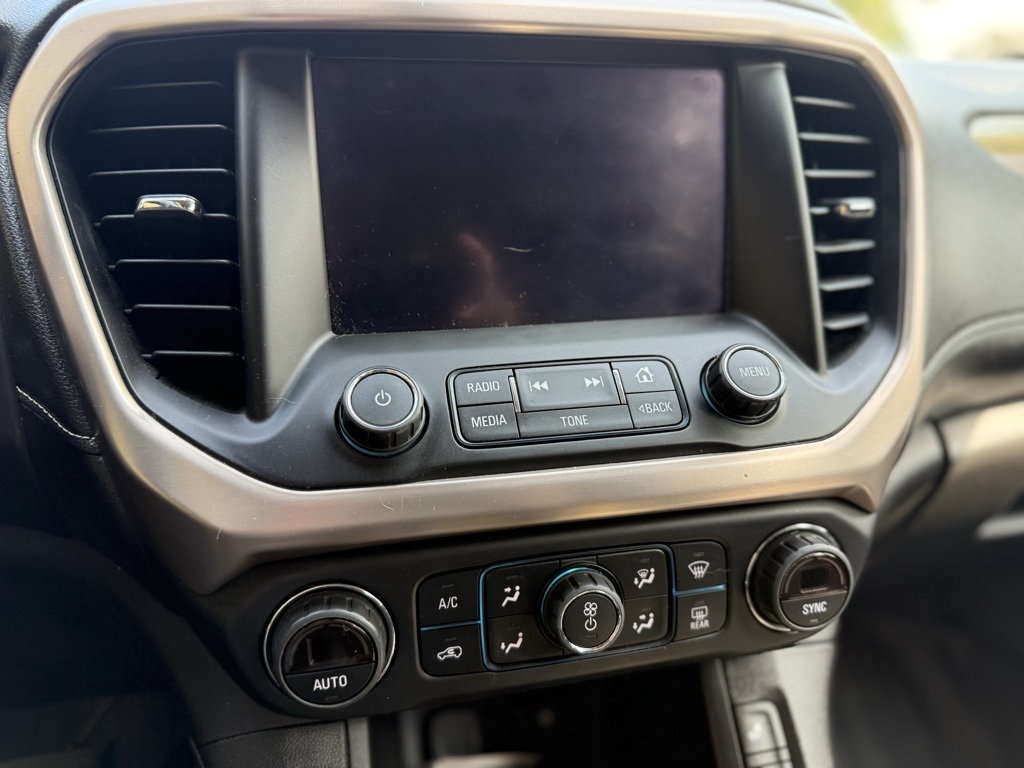 2018 Gmc Acadia Denali photo 16