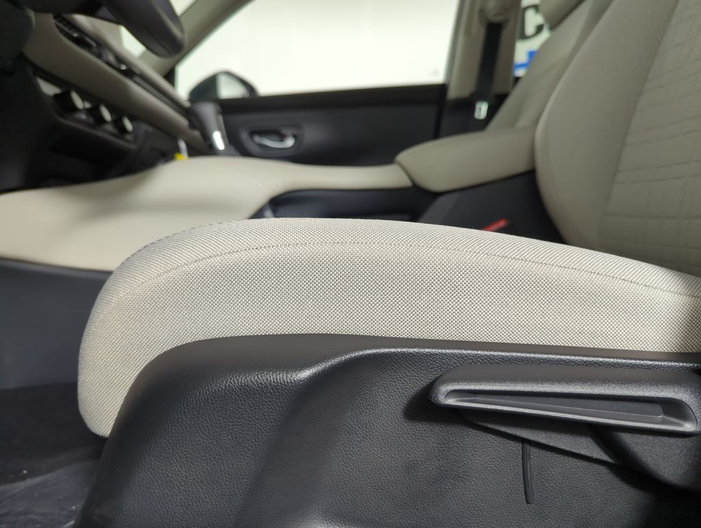 2026 Honda HR-V LX photo 20