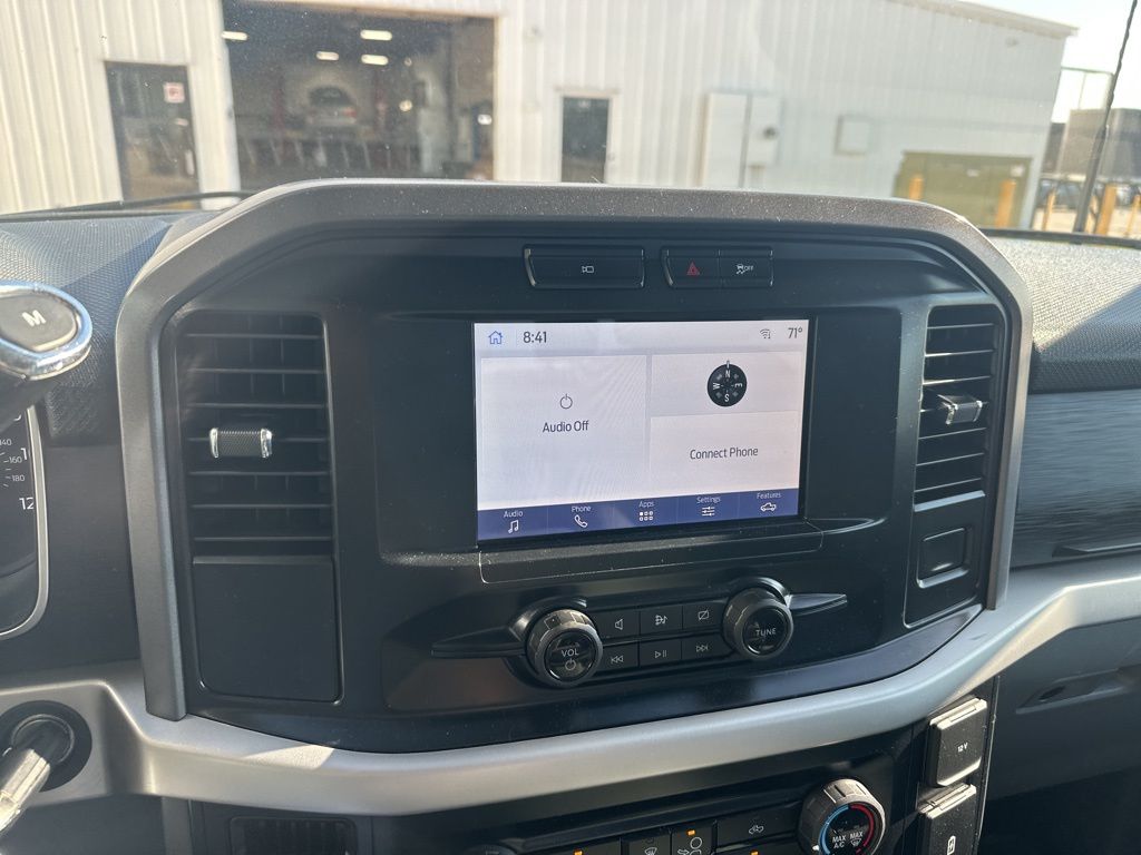 2023 Ford F-150 XLT photo 12