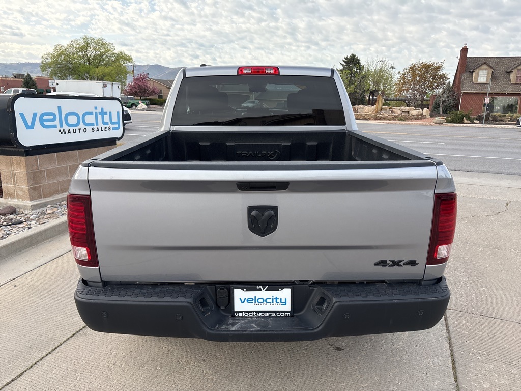 2024 Ram 1500 Classic Warlock photo 5