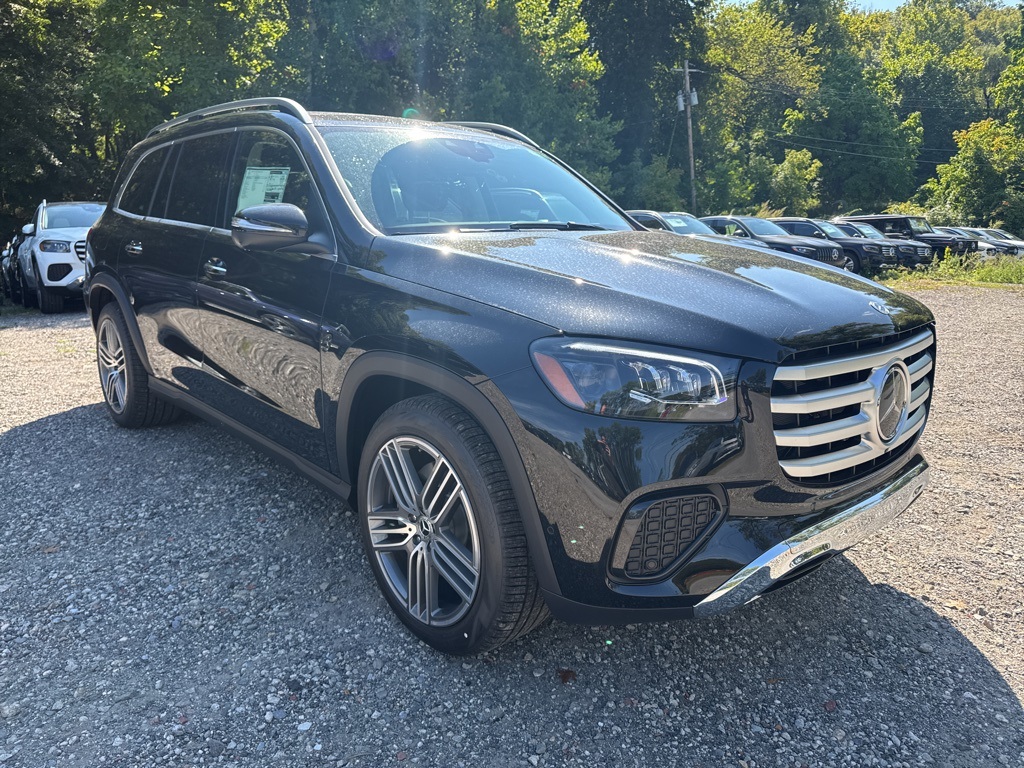 2026 Mercedes-Benz GLS Base's photo