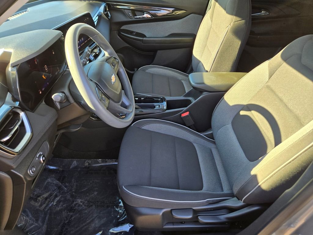 2024 Chevrolet Trailblazer LT photo 10